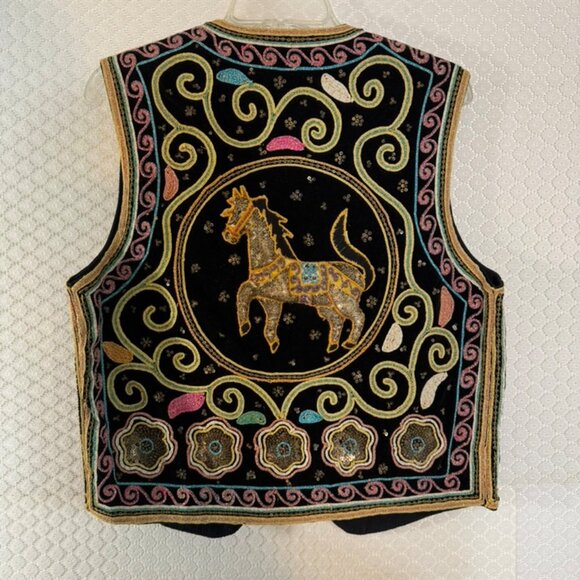 Vtg Carol Horn Workshop Embroidered, Beaded, & Sequin Vest on Black Velvet NWOT - Picture 10 of 11